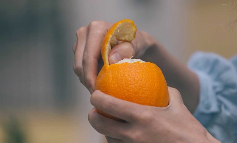 الفوائد الخفية لقشور الفاكهة لتعزيز الصحة والجمال