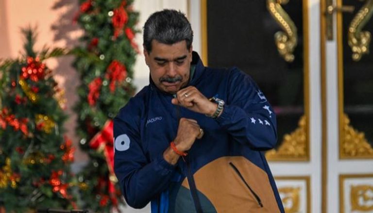 بين التهديدات والرقص.. مادورو يردّ على أمريكا بطريقته الخاصة