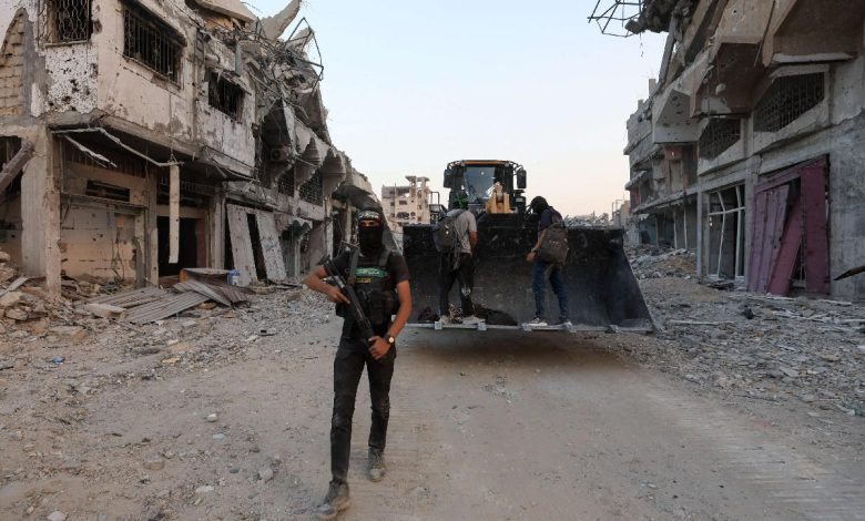 تحصّن المقاتلين في رفح يضع الوساطات أمام اختبار حاسم