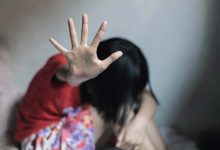 خلاف يتحول إلى مأساة.. شاب ينهي حياة والدته بسلاح ناري في مصر