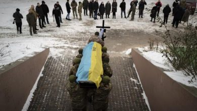 روسيا تسلّم أوكرانيا رفات 1000 جندي.. خطوة إنسانية وسط تصاعد القتال