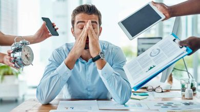 ضغط الوقت يهاجم الدماغ: دراسة تحذر من ارتفاع خطر الخرف