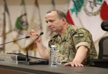 قرار أمريكي صادم.. تجميد الاتصالات مع قائد جيش لبنان يربك المشهد السياسي