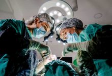 مأساة قبل الخطوبة.. وفاة شاب بعد جراحة تنحيف فاشلة