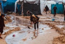 مخيمات غارقة وبرد ينهش الأجساد.. غزة تحت حصار الشتاء