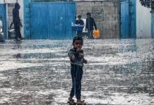 أزمة مزدوجة: الحرب والفقر تجعل الغزيين يتجمدون حتى الموت