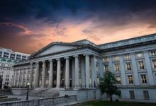 أسطول الظل تحت الضغط: عقوبات تعرقل تمويل التسلح الإيراني