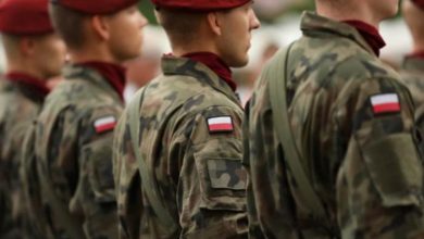 بولندا والدرع المثقوب .. حلم العسكرة يواجه كابوس التحديات