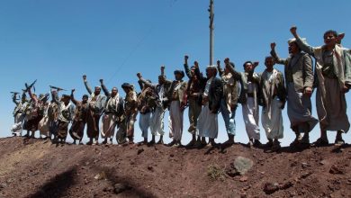 تقرير يكشف مسارات تهريب سلاح الحوثيين عبر مناطق نفوذ الإخوان