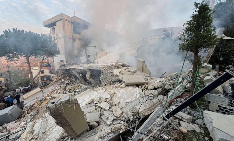 غاراتٌ فوق طاولة التفاوض: إسرائيل تُصعّد في الجنوب رغم مسار الوساطة