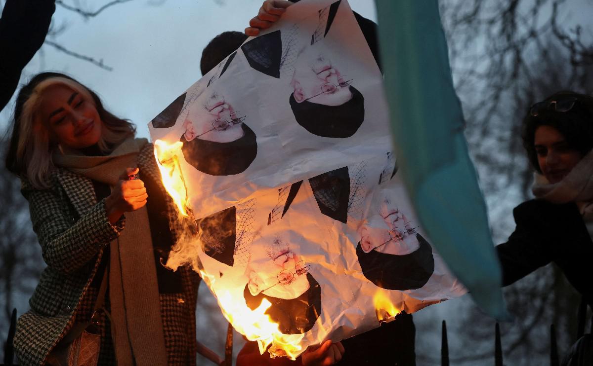 احتجاجات التجار في إيران.. رفض للسيطرة الاقتصادية للحرس الثوري