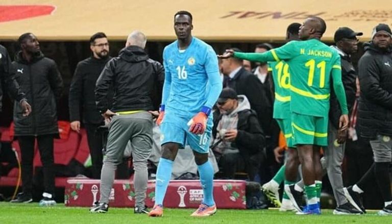 السنغال تستعمل السحر والشعودة.. منشفة ميندي تُثير جنون المغرب