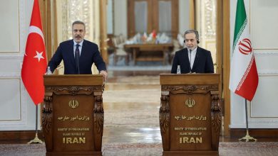 أنقرة تدعو طهران لحل أزمتها عبر الحوار الإقليمي والتعاون مع جيرانها