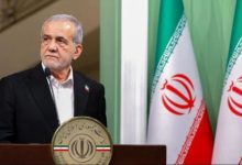 بزشكيان يتهم واشنطن وتل أبيب بالوقوف وراء احتجاجات إيران