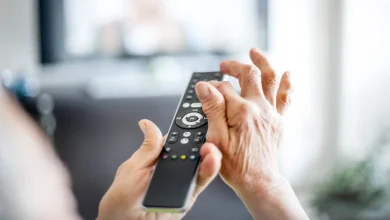 رد فعل عفوي أم غضب مكبوت؟ مسنّة تُشعل الجدل على السوشيال (فيديو)