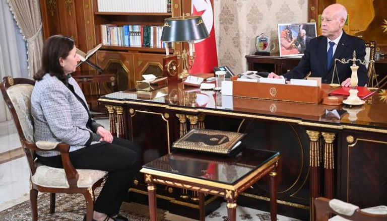 تونس على وقع المواجهة.. الرئيس يواصل معركة تقليص نفوذ الإخوان
