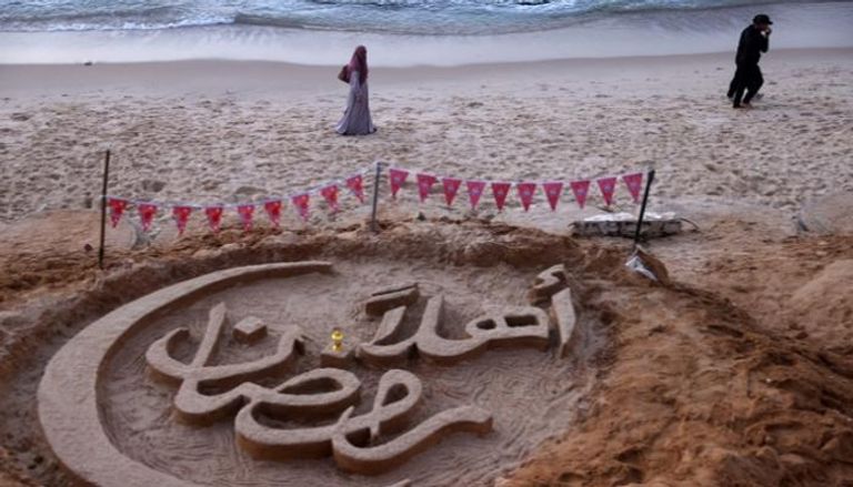 غزة تستقبل رمضان بعد الهدنة.. روحانية وسط الأنقاض