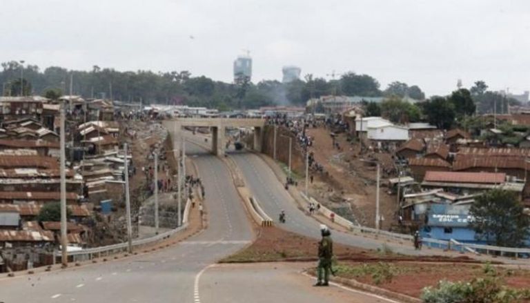 معبر كينيا–الصومال يعود للعمل عقب تصاعد التوتر الأمني