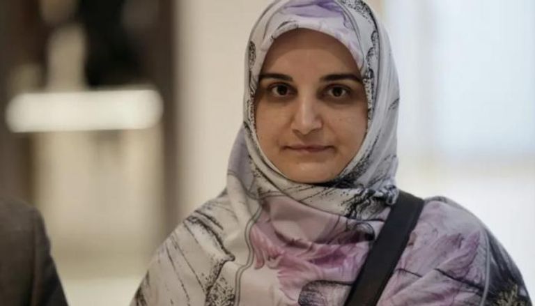 ملف إسفندياري يفتح باب التفاوض.. طهران تبحث عن تبادل مع باريس