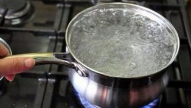 وفاة طفل في إندونيسيا بعد إجباره على شرب ماء مغلي.. تحقيقات جارية