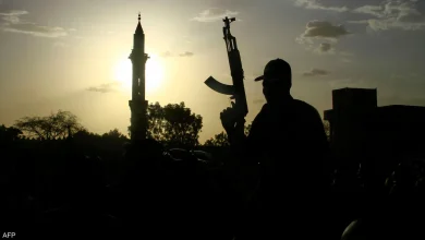 التيار الإسلامي داخل الجيش السوداني.. دعوات دعم إيران تعيد شبح العزلة الدولية