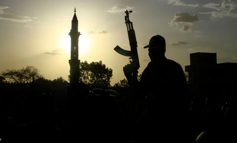 التيار الإسلامي داخل الجيش السوداني.. دعوات دعم إيران تعيد شبح العزلة الدولية