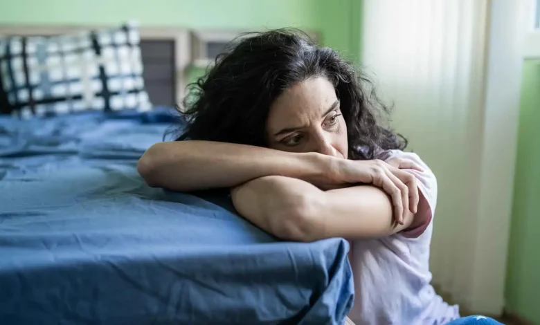 الحزن الذي لا ينتهي.. كيف يعيد دماغك تشكيل نفسه؟