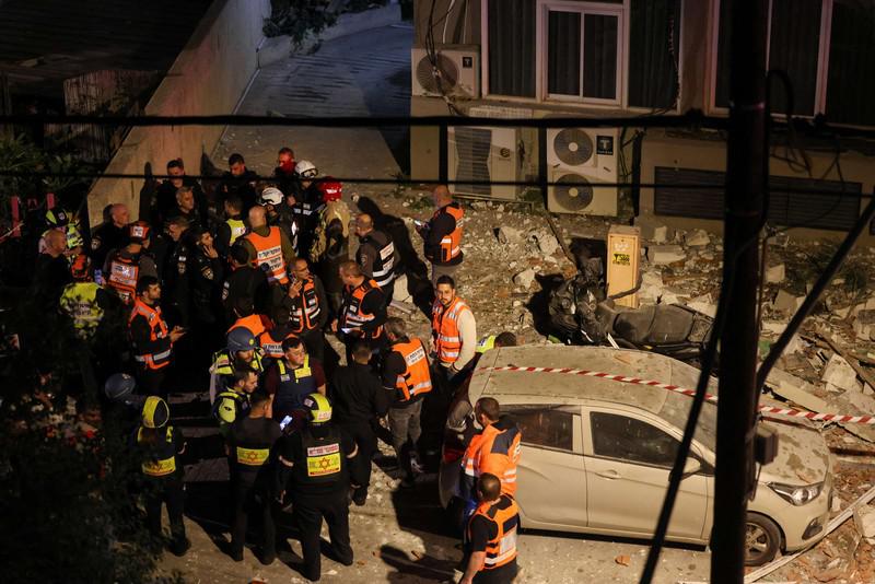 انتقامًا لمقتل لاريجاني.. إيران تطلق صواريخ متفجرة على إسرائيل