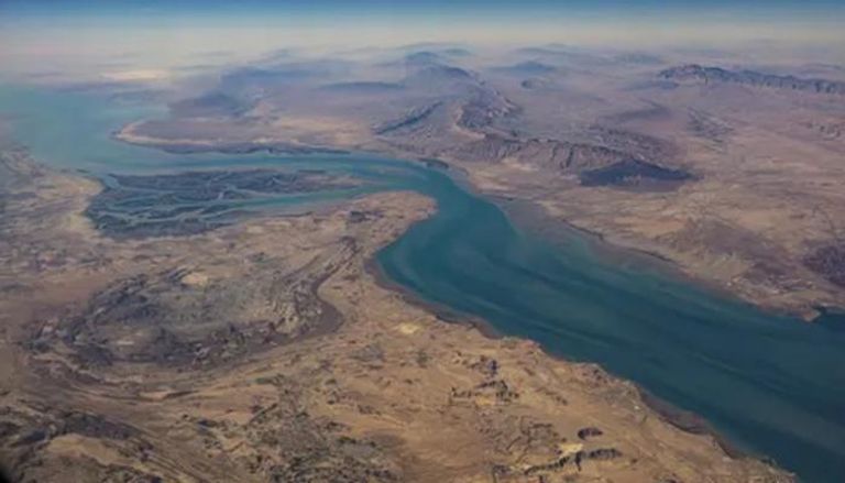 تصعيد إيراني جديد: منع مرور السفن في مضيق هرمز