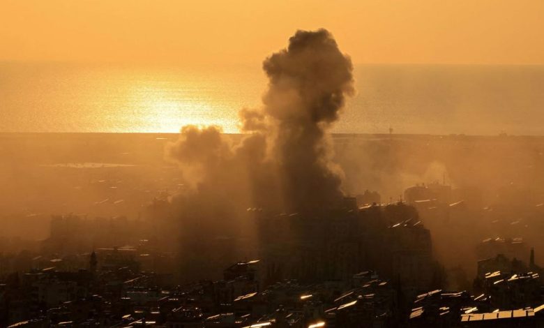 تصعيد جديد.. إسرائيل تقصف لبنان وعشرات القتلى والجرحى