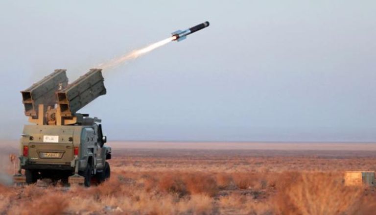 دفاعات الخليج تتصدى لهجوم إيراني بالصواريخ والمسيرات