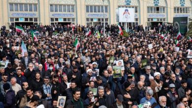 ضربات متواصلة في إيران تثير مخاوف من ضعف السيطرة