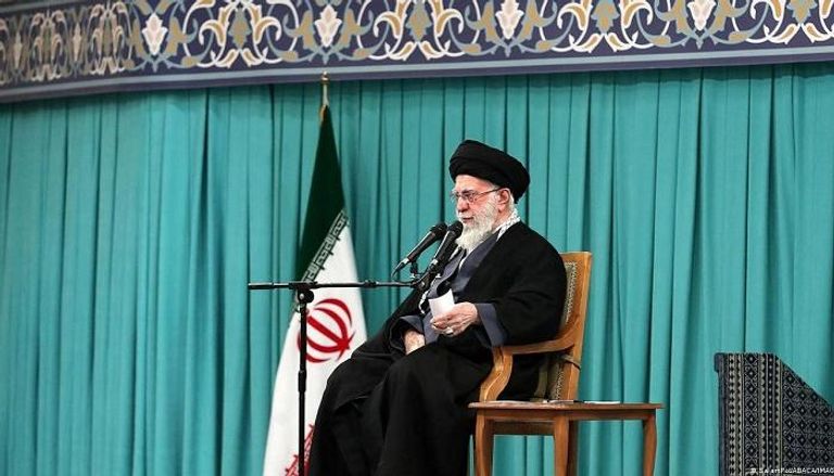 فراغ السلطة في إيران: معركة النفوذ بين المؤسسات والتيارات