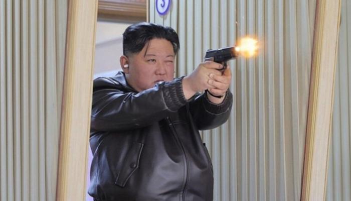 كيم جونغ أون وابنته في اختبار أسلحة جديدة من المصنع إلى الميدان