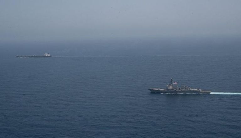 الجيش الأمريكي يعترض سفينة تابعة لـأسطول الظل الإيراني