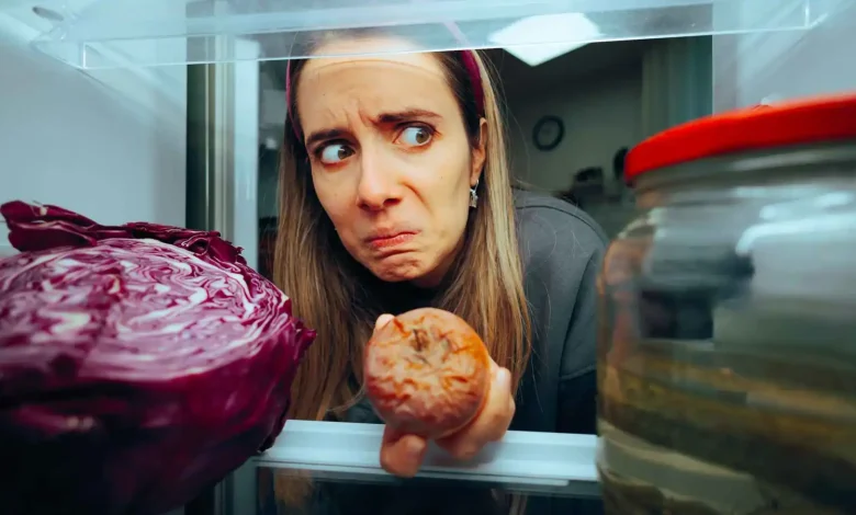 بقاء الطعام في الثلاجة يومين قد يسبب مخاطر صحية