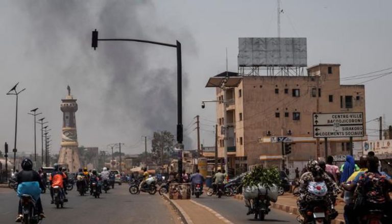 تصاعد التوتر الأمني في باماكو وسط استمرار المواجهات