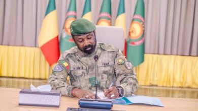 تصعيد عسكري في مالي ضد الجماعات المتطرفة وسط تحذيرات من اتساع رقعة عدم الاستقرار