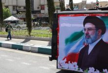 روايات متضاربة حول حالة مرشد إيران.. وجه مُشَوَّه وساق مفقودة