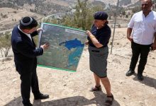 سموتريتش يهاجم مواقف ميرتس بشأن الاستيطان في الضفة الغربية