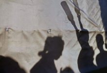 من الخيام إلى الألياف الزجاجية.. أزمة نازحي غزة تتفاقم