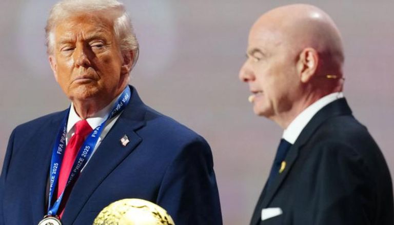 من يقود الوساطة؟ رجل يعتقد بقدرته على كسر الجمود بين إيران وأمريكا