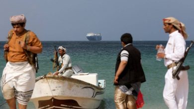 بصمات حوثية وراء تصاعد القرصنة في الممرات البحرية الحيوية