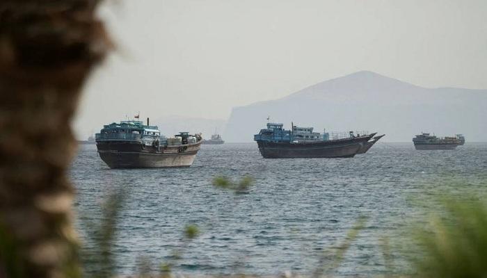 واشنطن توسّع العقوبات ضد إيران.. ومضيق هرمز في قلب التصعيد