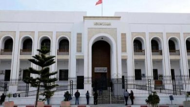 القضاء التونسي يصدر أحكاماً بالسجن ضد 9 شخصيات سياسية في ملف باجة