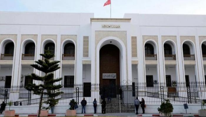 القضاء التونسي يصدر أحكاماً بالسجن ضد 9 شخصيات سياسية في ملف باجة
