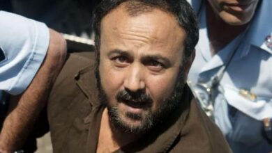 أنباء عن إصابة مروان البرغوثي برصاصة في ساقه داخل سجن إسرائيلي