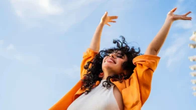 بين المتعة اللحظية والسعادة الحقيقية.. كيف يوجه الدماغ اختياراتنا؟