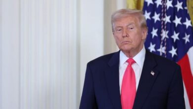 ترامب يسعى لحرمان إيران من ورقتها المالية الأقوى