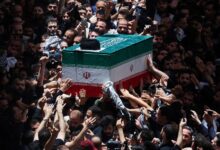 تشييع واسع لخامنئي في العراق يسلط الضوء على النفوذ الإيراني